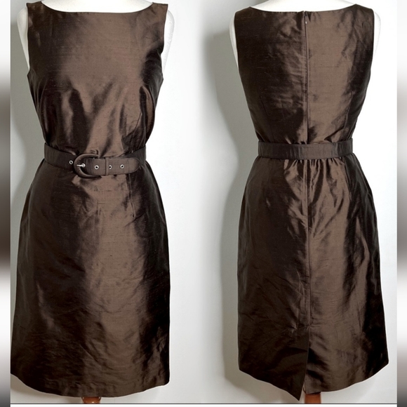 💜5/$25💜Tommy Bahama size 4. 100% silk. - Picture 1 of 7